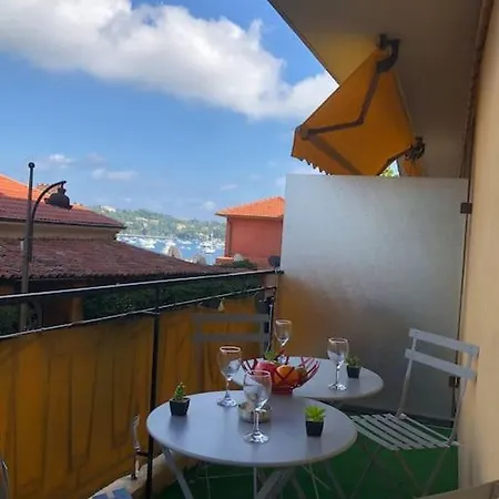 Sur Mer, Bel Appartement, Vue