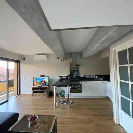 Sur Mer, Bel Appartement, Vue