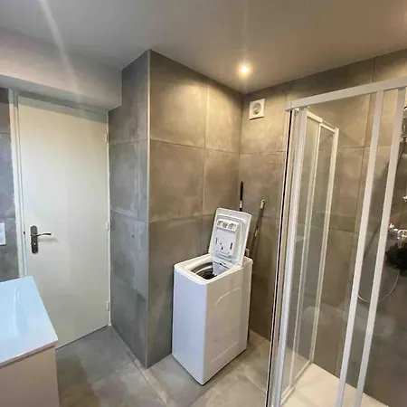 Sur Mer, Bel Appartement, Vue